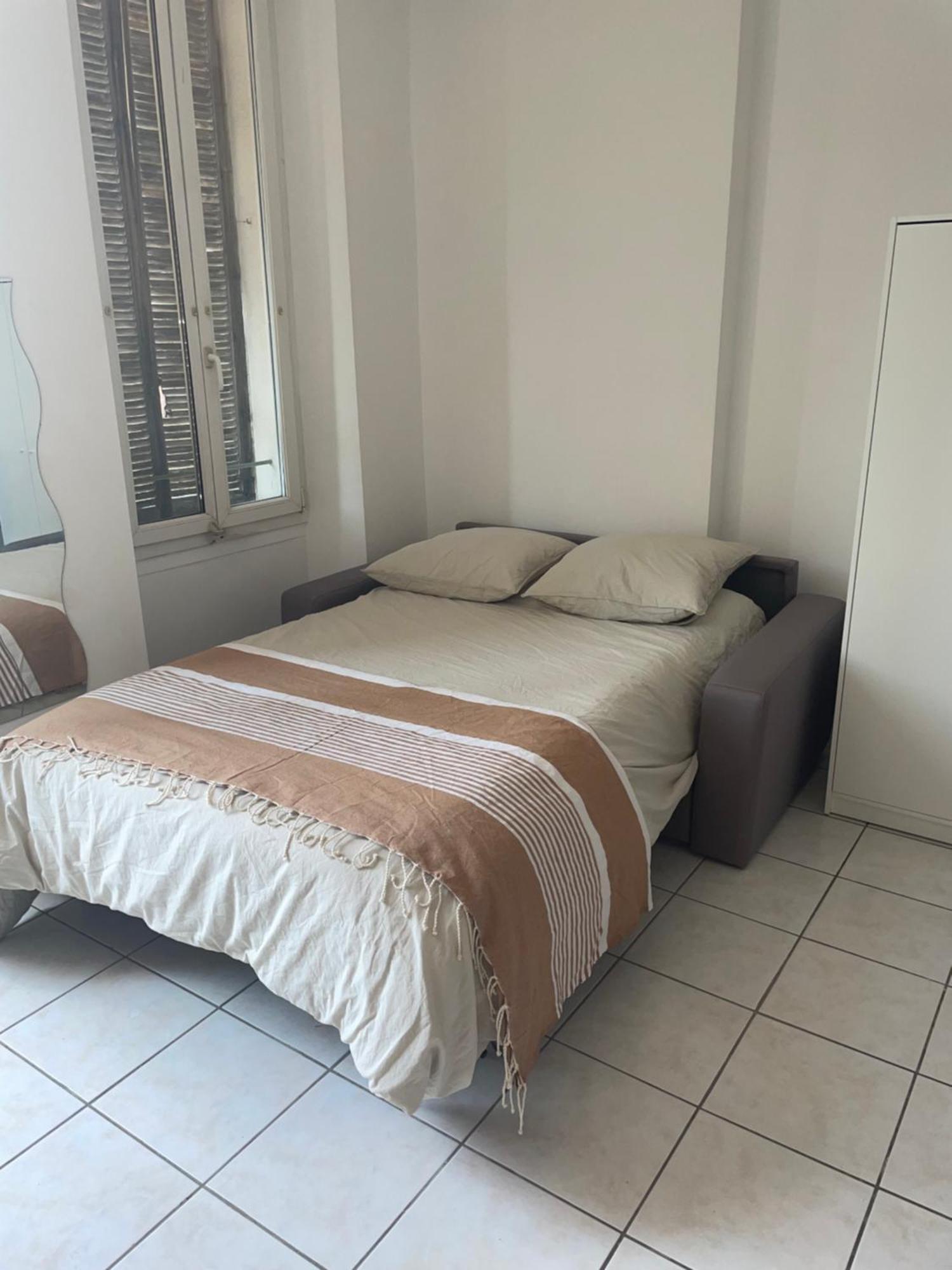 Le Petit Marseillais Apartment *